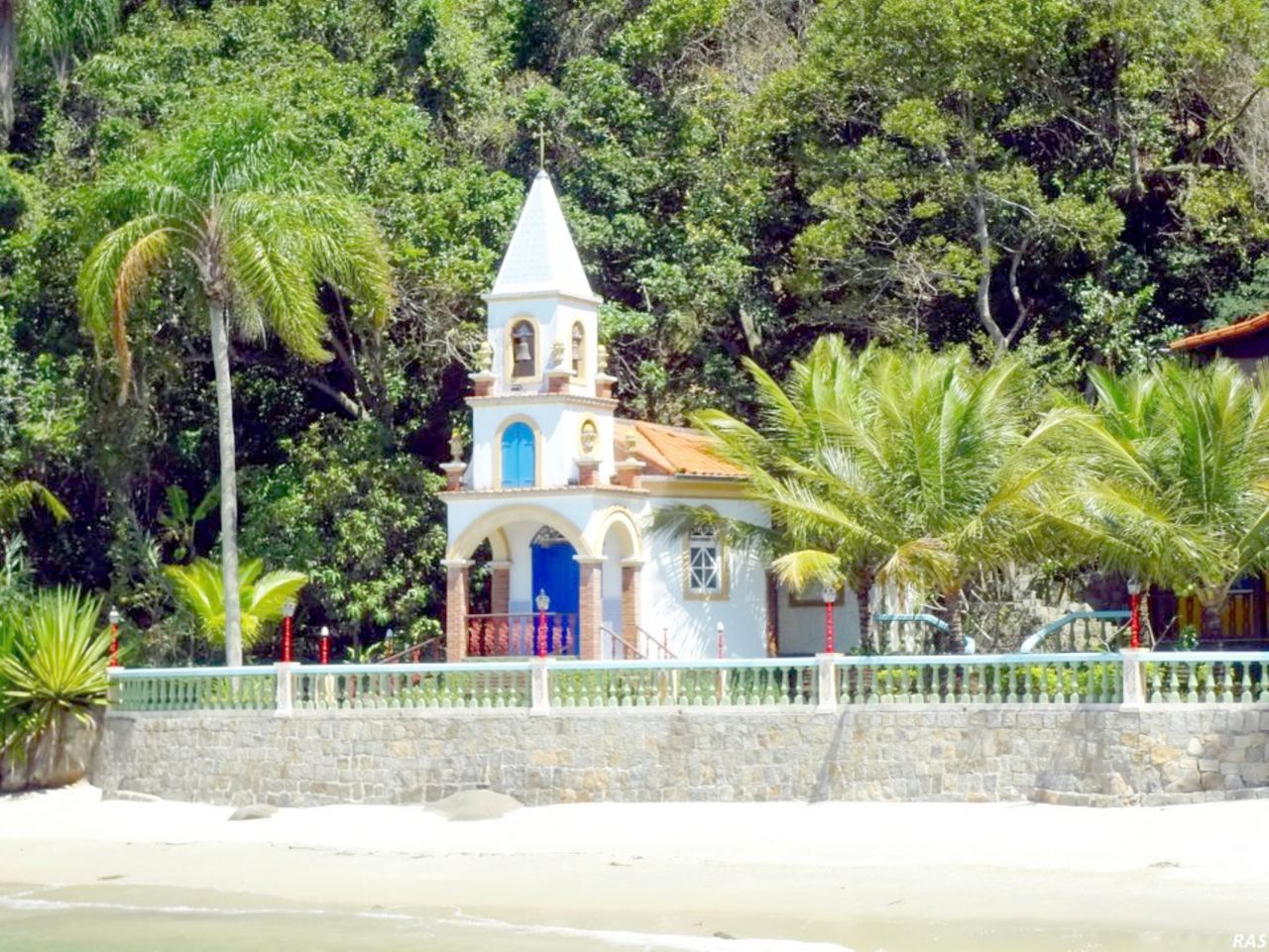 -Praia I - Capela da Ilha